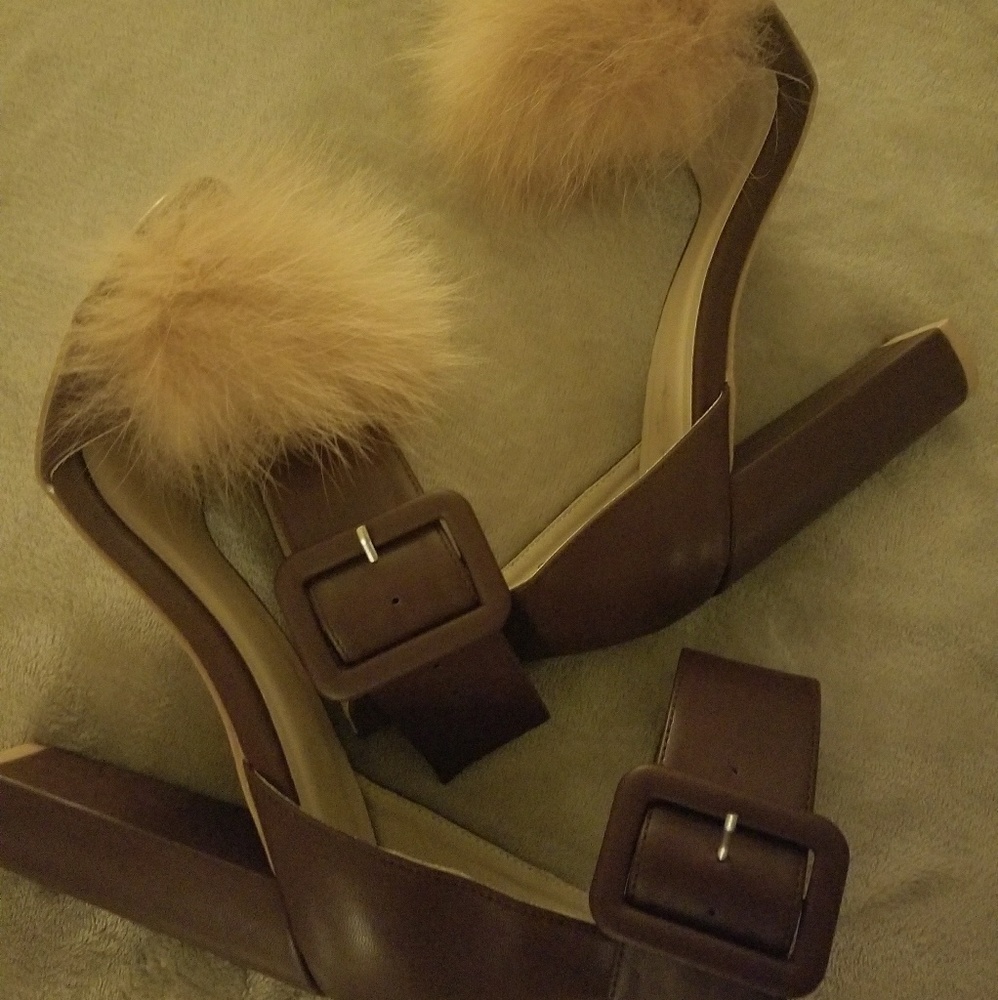 Shoes - Picture 3 of 3